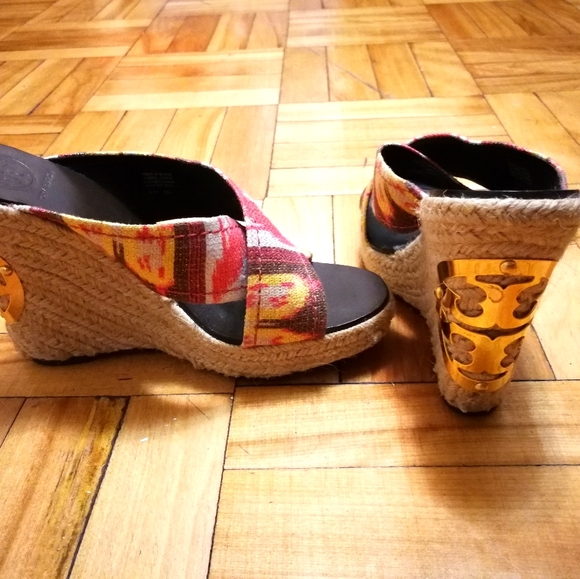 Tory Burch Wedge - Picture 2 of 4